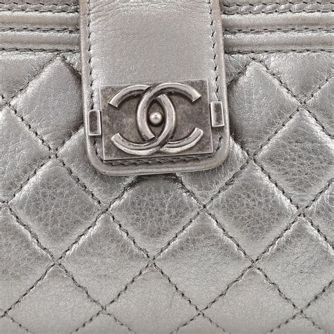 portefeuille chanel occasion